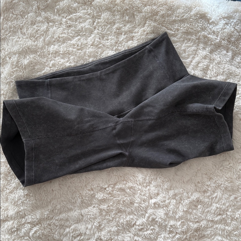 Zella Snow Wash Ribbed Bike Shorts - Picture 3 of 6